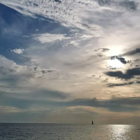 شقة Below The Stars