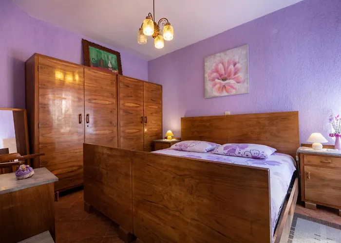 Below The Stars Διαμέρισμα